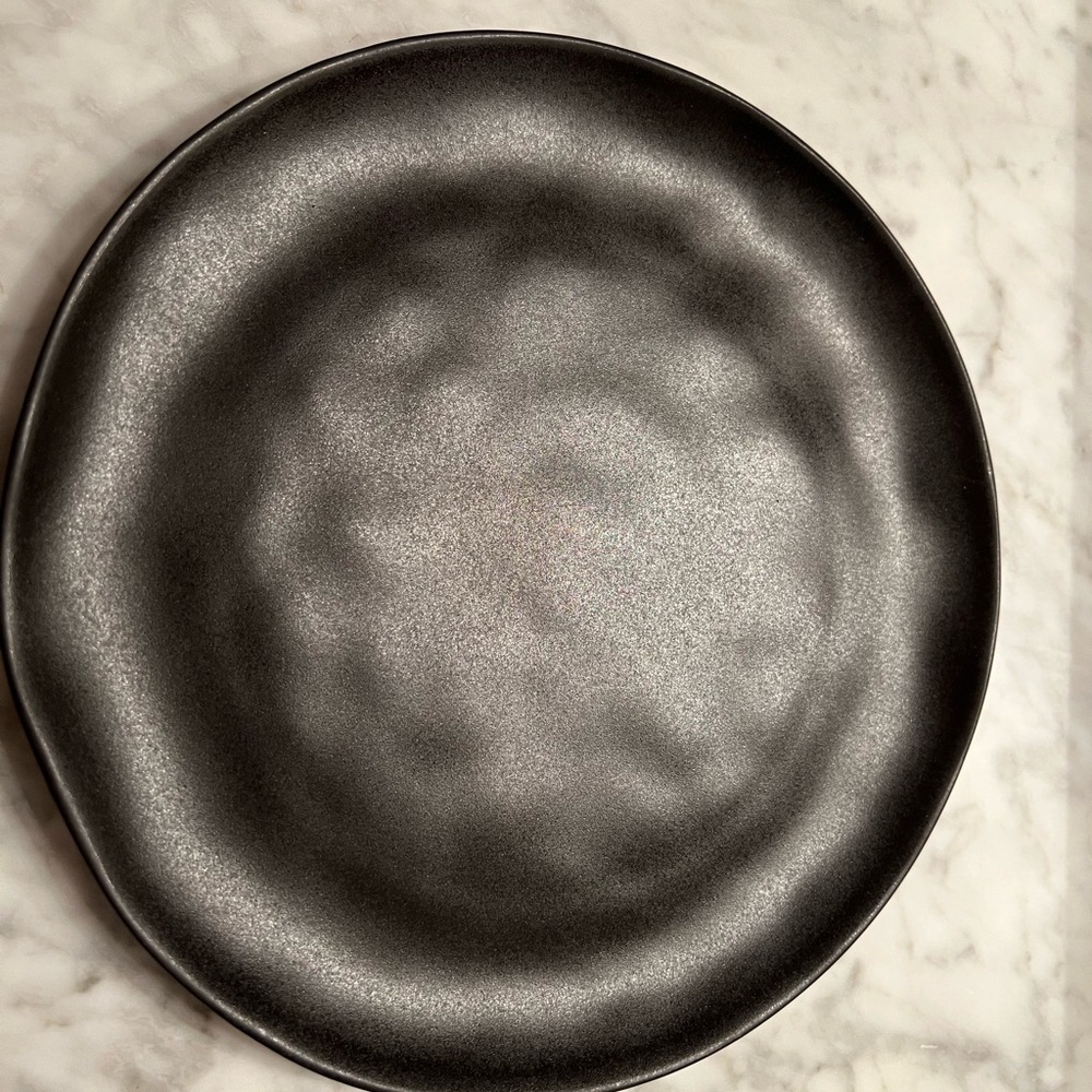 New Nambe’ Black Ceramic Plates (5)